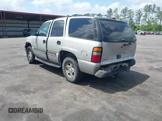 2006 Chevrolet Tahoe LS z VIN 1GNEC13V86R135510, wystawiony jako IAAI lot #42123092 z przebiegiem 370 153 mil mil oraz . Historia ofert i sprzedaży dostępna na DreamBid. Obrazek 3.