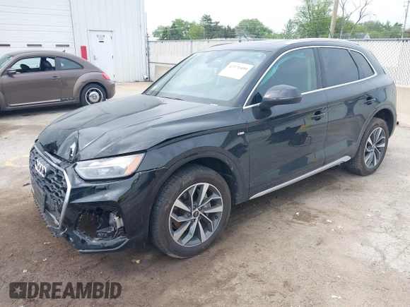 2024 Audi Q5 S line Premium Plus with VIN WA1EAAFY8R2025472, listed as a IAAI auction lot 42371409 with 10,737 mi miles and . Bid and sale history available at DreamBid. Image 16.
