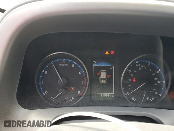 2018 Toyota RAV4 XLE with VIN 2T3WFREV0JW409386, listed as a Copart auction lot 53428615 with 91,999 mi miles and Salvage Title. Bid and sale history available at carsss.com. Image 9.