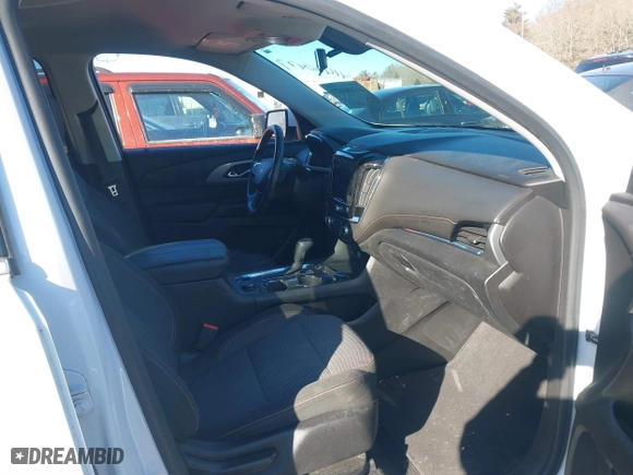 2018 Chevrolet Traverse LT Cloth with VIN 1GNEVGKW3JJ159356, listed as a IAAI auction lot 41430477 with 57,541 mi miles. Bid and sale history available at carsss.com. Image 5.