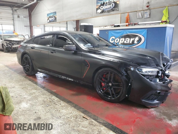 2025 BMW M8 Competition z VIN WBSGV0C04SCS21820, wystawiony jako Copart lot #73384474 z przebiegiem 3 457 mil mil oraz Szkoda całkowita • Salvage title. Historia ofert i sprzedaży dostępna na DreamBid. Obrazek 4.