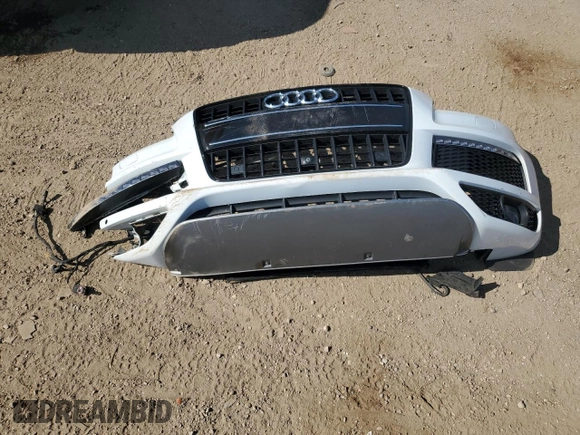 2015 Audi Q7 S line Prestige z VIN WA1DGAFEXFD006387, wystawiony jako Copart lot #56710715 z przebiegiem 193 449 mil mil oraz Szkoda całkowita • Salvage title. Historia ofert i sprzedaży dostępna na DreamBid. Obrazek 13.