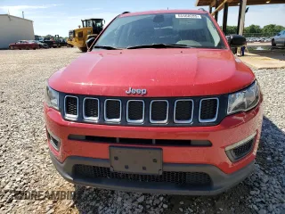 2018 Jeep Compass Sport z VIN 3C4NJDAB6JT101655, wystawiony jako Copart lot #55468205 z przebiegiem 125 766 mil mil oraz Szkoda całkowita • Salvage title. Historia ofert i sprzedaży dostępna na DreamBid. Obrazek 5.