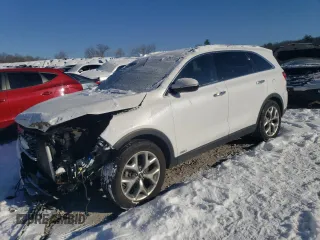 2019 Kia Sorento EX with VIN 5XYPHDA54KG608612, listed as a Copart auction lot 38351964 with 67,985 mi miles and Salvage title. Bid and sale history available at DreamBid. Image 1.