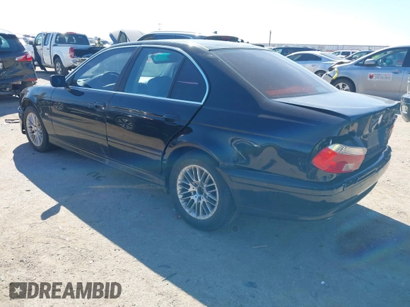 2001 BMW 5 Series 530iA with VIN WBADT634X1CF04145, listed as a IAAI auction lot 41651022 with 190,069 mi miles. Bid and sale history available at carsss.com. Image 3.