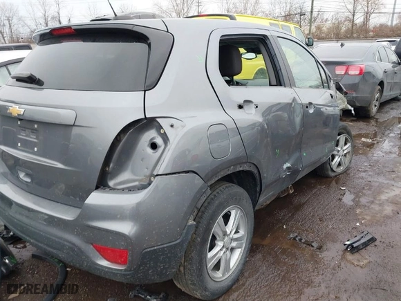 2020 Chevrolet Trax LS with VIN 3GNCJKSB0LL152282, listed as a IAAI auction lot 41431742 with 76,365 mi miles. Bid and sale history available at carsss.com. Image 19.