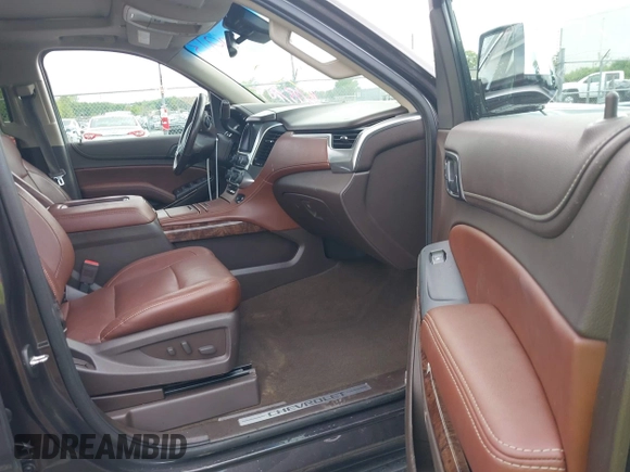 2015 Chevrolet Suburban LTZ with VIN 1GNSKKKC4FR589913, listed as a IAAI auction lot 42017190 with 216,145 mi miles. Bid and sale history available at carsss.com. Image 5.