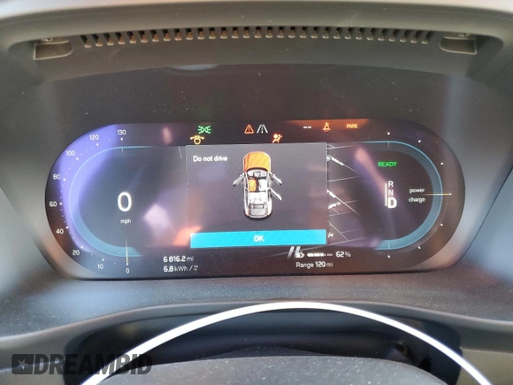 2023 Volvo C40 Plus с VIN YV4ED3GLXP2048984, выставлен на аукционе Copart как лот 70984553 с пробегом 6 816 миль миль и . История ставок и продаж доступна на DreamBid. Изображение 9.