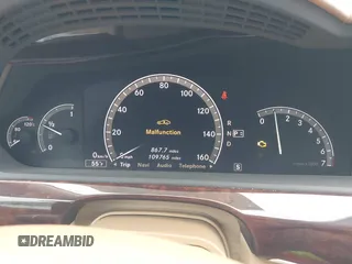 2007 Mercedes-Benz S 550 with VIN WDDNG71X17A135682, listed as a IAAI auction lot 41915691 with 109,765 mi miles and . Bid and sale history available at DreamBid. Image 7.