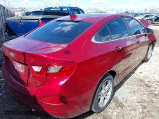 2018 Chevrolet Cruze LT with VIN 1G1BE5SM2J7105986, listed as a IAAI auction lot 41848216 with 189,988 mi miles. Bid and sale history available at carsss.com. Image 4.