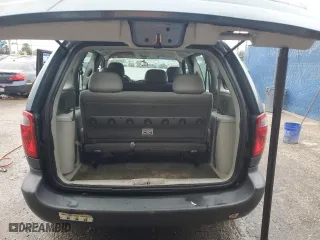 2005 Dodge Caravan SE with VIN 1D4GP25R65B349112, listed as a Copart auction lot 81684204 with 101,957 mi miles and Salvage Title. Bid and sale history available at carsss.com. Image 6.