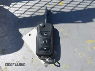 2010 Volkswagen Eos Komfort с VIN WVWBA7AH5AV011180, выставлен на аукционе IAAI как лот 42505821 с пробегом 181 473 миль миль и . История ставок и продаж доступна на DreamBid. Изображение 11.
