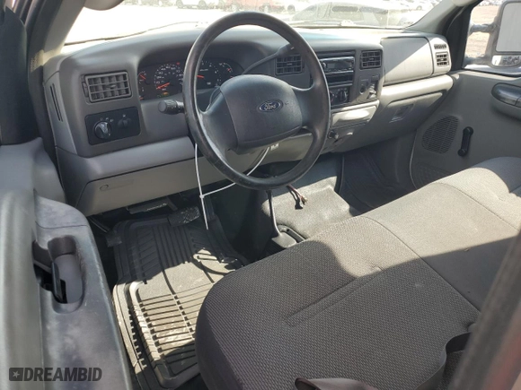 2004 Ford Super Duty F-250 XL with VIN 1FTNX21L34ED23232, listed as a Copart auction lot 43246265 with 67,980 mi miles and Salvage Title. Bid and sale history available at carsss.com. Image 8.