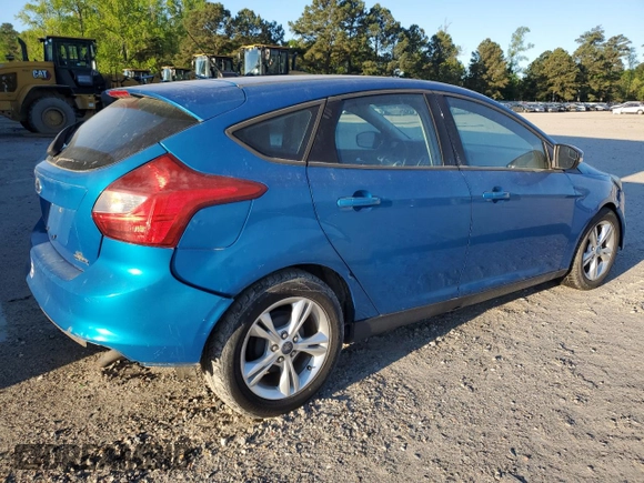 2013 Ford Focus SE with VIN 1FADP3K24DL370018, listed as a Copart auction lot 52604585 with 87,329 mi miles and Clean Title. Bid and sale history available at carsss.com. Image 3.