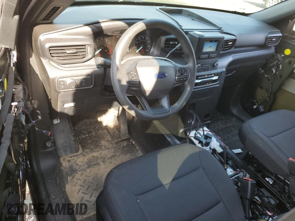 2022 Ford Police Interceptor Utility z VIN 1FM5K8AW7NNA13612, wystawiony jako Copart lot #53203665 z przebiegiem 25 686 mil mil oraz Tytuł czysty. Historia ofert i sprzedaży dostępna na DreamBid. Obrazek 8.