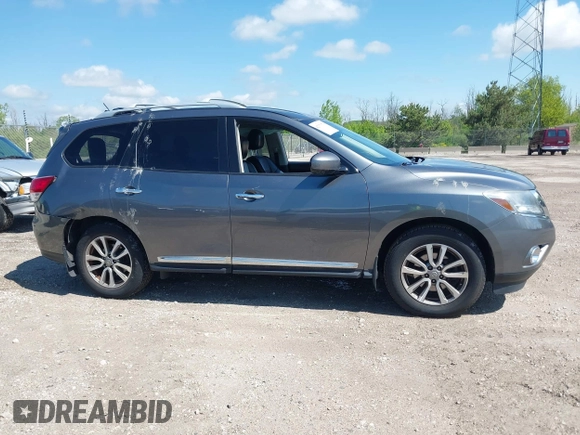 2015 Nissan Pathfinder Platinum with VIN 5N1AR2MM5FC714812, listed as a IAAI auction lot 42373778 with 100,356 mi miles and . Bid and sale history available at DreamBid. Image 13.