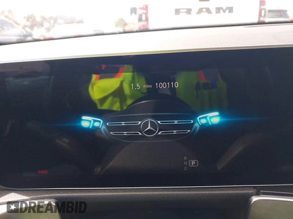 2020 Mercedes-Benz GLB 250 z VIN W1N4M4GB2LW013220, wystawiony jako IAAI lot #41945030 z przebiegiem 100 110 mil mil oraz . Historia ofert i sprzedaży dostępna na DreamBid. Obrazek 15.