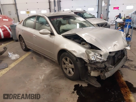 2002 Nissan Altima S with VIN 1N4AL11D22C216832, listed as a IAAI auction lot 41526142 with 1 mi miles. Bid and sale history available at carsss.com. Image 1.