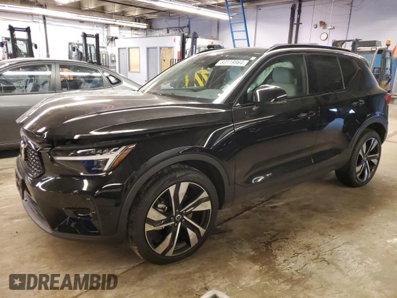 2023 Volvo XC40 Ultimate Dark Theme z VIN YV4L12UX0P2093949, wystawiony jako Copart lot #83119964 z przebiegiem 11 047 mil mil oraz Szkoda całkowita • Salvage title. Historia ofert i sprzedaży dostępna na DreamBid. Obrazek 1.