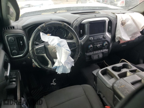 2019 Chevrolet Silverado 1500 RST with VIN 1GCRWDED7KZ302151, listed as a Copart auction lot 67872414 with 105,059 mi miles and Salvage Title. Bid and sale history available at carsss.com. Image 8.