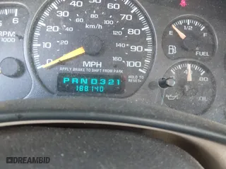 2002 Chevrolet Tahoe LT with VIN 1GNEC13Z72R281538, listed as a IAAI auction lot 41692881 with 188,140 mi miles. Bid and sale history available at carsss.com. Image 7.