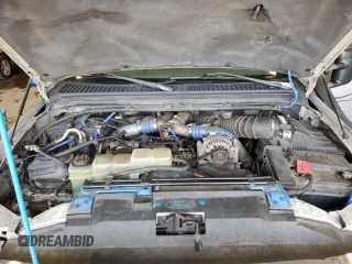 2001 Ford F-250 XL with VIN 1FTNW21F21EB83957, listed as a Copart auction lot 61602715 with 205,738 mi miles and Salvage title. Bid and sale history available at DreamBid. Image 11.