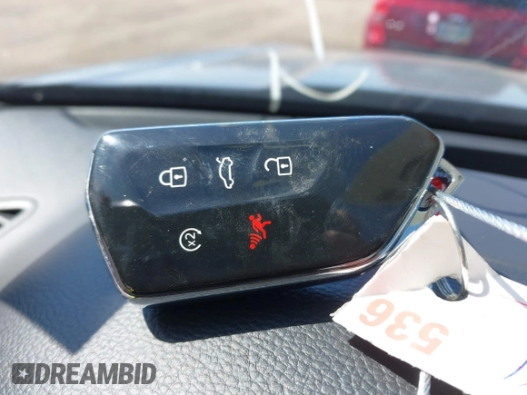 2024 Volkswagen Atlas SEL Premium R-Line z VIN 1V2FR2CA2RC551914, wystawiony jako IAAI lot #42028289 z przebiegiem 16 240 mil mil oraz . Historia ofert i sprzedaży dostępna na DreamBid. Obrazek 11.
