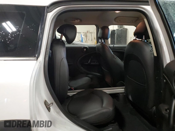 2012 MINI Countryman S z VIN WMWZC3C57CWL84736, wystawiony jako Copart lot #48465845 z przebiegiem 223 370 mil mil oraz Szkody całkowita. Historia ofert i sprzedaży dostępna na DreamBid. Obrazek 10.
