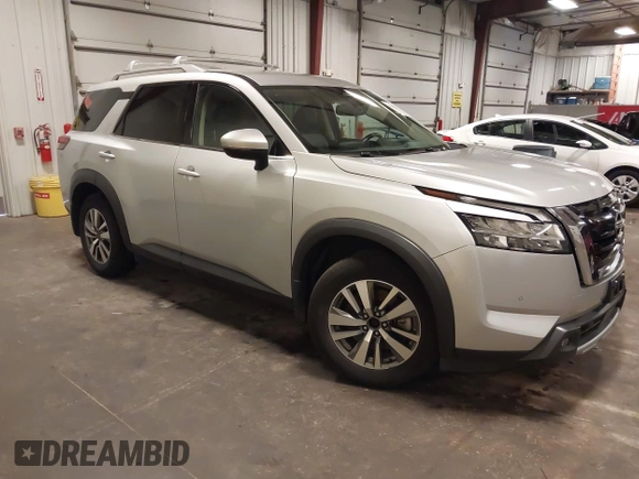 2022 Nissan Pathfinder SL with VIN 5N1DR3CC0NC271821, listed as a IAAI auction lot 42525996 with 62,555 mi miles and . Bid and sale history available at DreamBid. Image 1.