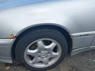 2000 Mercedes-Benz C 230 Kompressor z VIN WDBHA24G5YA865540, wystawiony jako IAAI lot #42328754 z przebiegiem 181 940 mil mil oraz . Historia ofert i sprzedaży dostępna na DreamBid. Obrazek 6.