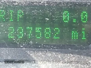 2005 Ford F-250 XL с VIN 1FTSX21P65EB71776, выставлен на аукционе IAAI как лот 42839357 с пробегом 237 582 миль миль и . История ставок и продаж доступна на DreamBid. Изображение 15.