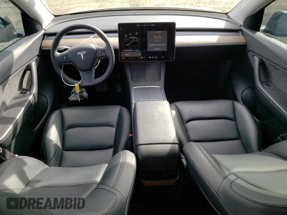 2021 Tesla Model Y Long Range with VIN 5YJYGAEE9MF137910, listed as a Copart auction lot 81921303 with 47,397 mi miles and Salvage Title. Bid and sale history available at DreamBid. Image 8.