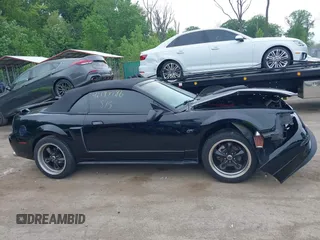 2001 Ford Mustang GT Deluxe с VIN 1FAFP45X11F258695, выставлен на аукционе IAAI как лот 42197786 с пробегом 111 778 миль миль и . История ставок и продаж доступна на DreamBid. Изображение 13.