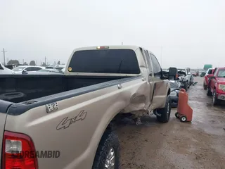 2008 Ford Super Duty F-250 SRW XL with VIN 1FTSX21R28EB92694, listed as a IAAI auction lot 41433945 with 209,613 mi miles. Bid and sale history available at carsss.com. Image 6.