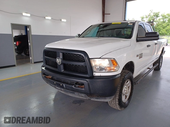 2017 Ram 2500 Tradesman z VIN 3C6TR5HT0HG771975, wystawiony jako IAAI lot #42801757 z przebiegiem 185 058 mil mil oraz . Historia ofert i sprzedaży dostępna na DreamBid. Obrazek 20.