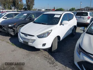 2015 Hyundai Tucson GLS with VIN KM8JT3AF9FU011348, listed as a IAAI auction lot 41860519 with 68,629 mi miles and . Bid and sale history available at DreamBid. Image 2.