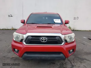 2015 Toyota Tacoma with VIN 3TMLU4EN3FM172008, listed as a IAAI auction lot 40975341 with 1 mi miles. Bid and sale history available at carsss.com. Image 12.