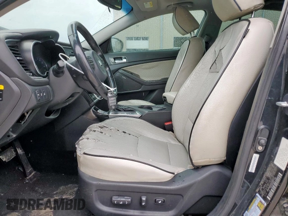 2014 Kia Optima EX z VIN KNAGN4AD0E5068072, wystawiony jako Copart lot #58837555 z przebiegiem 154 948 mil mil oraz Czysty tytuł • Clean title. Historia ofert i sprzedaży dostępna na DreamBid. Obrazek 7.