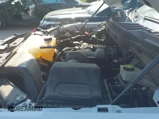 2023 Ford F-150 XL с VIN 1FTMF1CB7PKF21623, выставлен на аукционе IAAI как лот 42551124 с пробегом 40 000 миль миль и . История ставок и продаж доступна на DreamBid. Изображение 19.