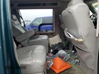 1998 GMC Savana Cargo Van YF7 with VIN 1GDFG15R5W1096726, listed as a Copart auction lot 83836574 with 0 mi miles and Salvage Title. Bid and sale history available at carsss.com. Image 10.