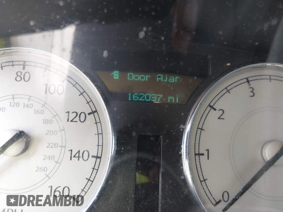 2005 Chrysler 300 with VIN 2C3JA63H05H693522, listed as a IAAI auction lot 41847279 with 162,037 mi miles. Bid and sale history available at carsss.com. Image 15.