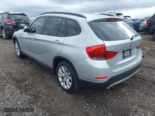 2013 BMW X1 xDrive28i with VIN WBAVL1C52DVR87782, listed as a IAAI auction lot 41846864 with 183,183 mi miles. Bid and sale history available at carsss.com. Image 3.