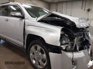 2010 GMC Terrain SLT-2 z VIN 2CTFLJEY5A6352333, wystawiony jako IAAI lot #41440492 z przebiegiem 58 607 mil mil oraz . Historia ofert i sprzedaży dostępna na DreamBid. Obrazek 18.