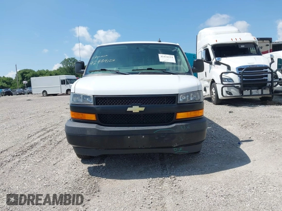 2020 Chevrolet Express Cargo with VIN 1GCWGAFG8L1173280, listed as a IAAI auction lot 42434124 with 157,399 mi miles and . Bid and sale history available at DreamBid. Image 12.