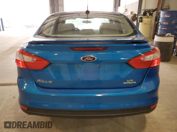 2013 Ford Focus SE with VIN 1FADP3F28DL340319, listed as a Copart auction lot 50131435 with 88,015 mi miles and Salvage Title. Bid and sale history available at carsss.com. Image 6.