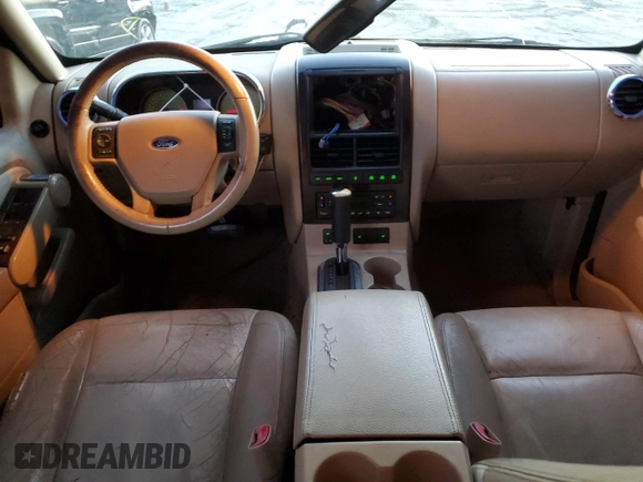 2006 Ford Explorer Limited z VIN 1FMEU75886UA38090, wystawiony jako Copart lot #84542404 z przebiegiem 231 921 mil mil oraz Szkoda całkowita • Salvage title. Historia ofert i sprzedaży dostępna na DreamBid. Obrazek 8.