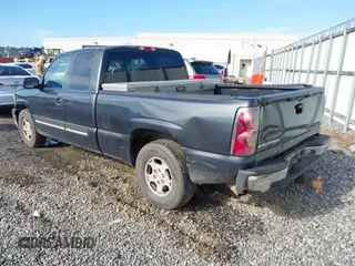 2004 Chevrolet Silverado 1500 Work Truck with VIN 2GCEC19T441204973, listed as a IAAI auction lot 41575021 with Not Provided miles. Bid and sale history available at carsss.com. Image 3.