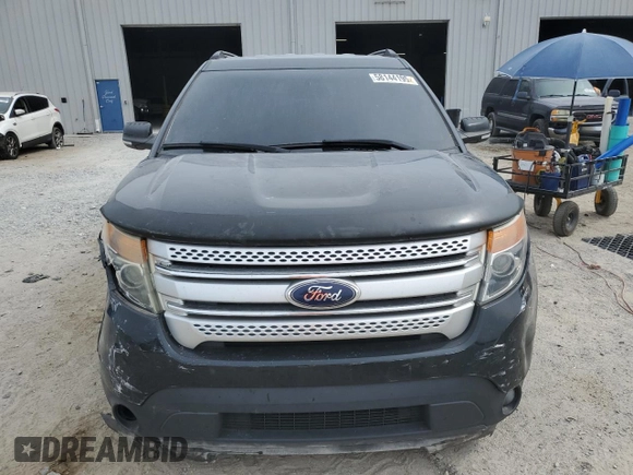 2014 Ford Explorer XLT z VIN 1FM5K7D89EGA86041, wystawiony jako Copart lot #58144195 z przebiegiem 175 383 mil mil oraz Szkoda całkowita • Salvage title. Historia ofert i sprzedaży dostępna na DreamBid. Obrazek 5.