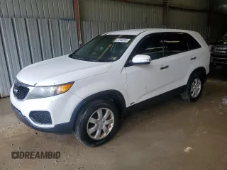 2011 Kia Sorento LX with VIN 5XYKTCA16BG003202, listed as a Copart auction lot 61556705 with 179,222 mi miles and Clean title. Bid and sale history available at DreamBid. Image 1.