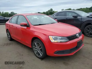 2014 Volkswagen Jetta SE z VIN 3VWD17AJ0EM262441, wystawiony jako Copart lot #62238255 z przebiegiem 140 594 mil mil oraz Czysty tytuł • Clean title. Historia ofert i sprzedaży dostępna na DreamBid. Obrazek 4.